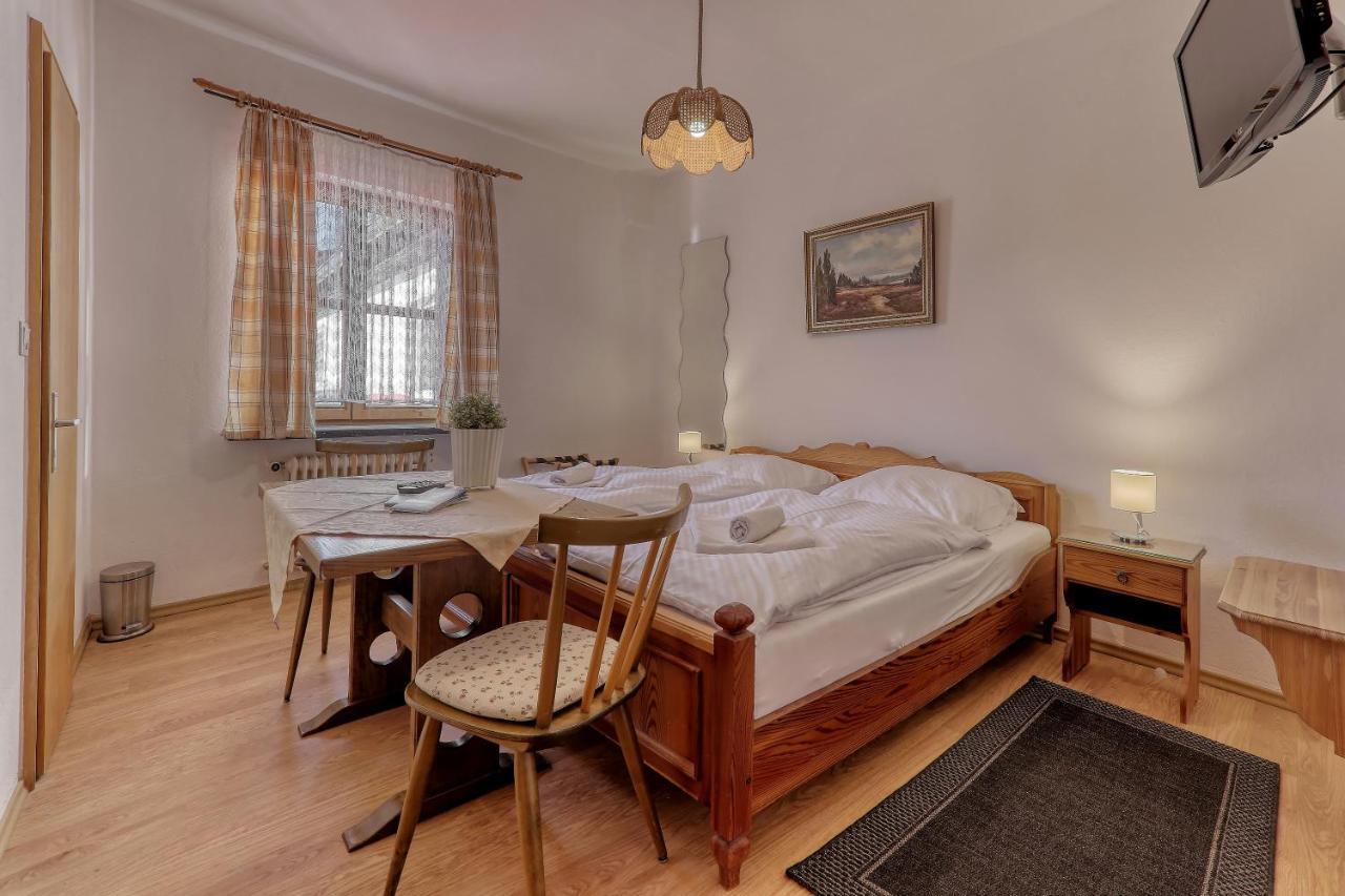 Hotel Bayerischer Hof 博登迈斯 外观 照片